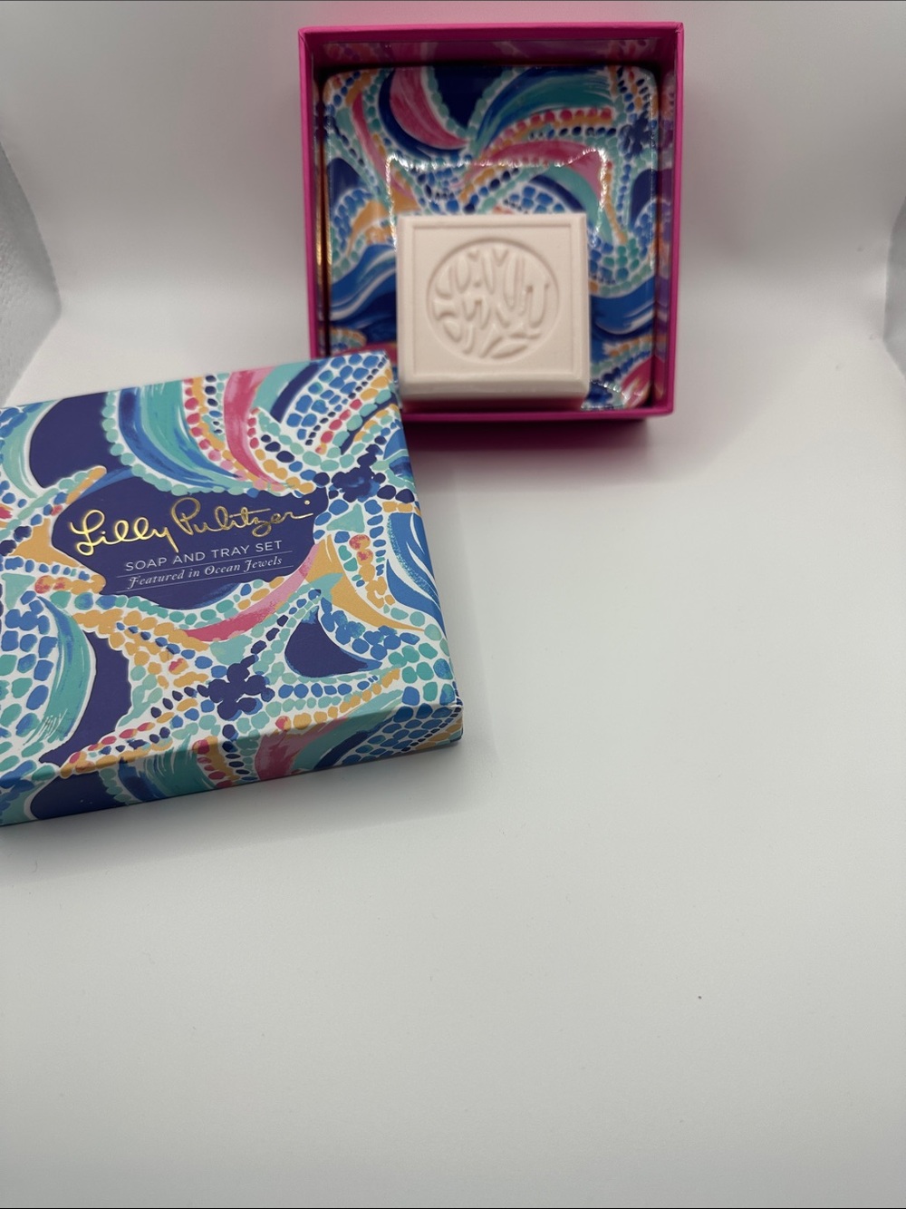 Lilly Pulitzer Pink Bar Soap with Colorful Patterned Tray